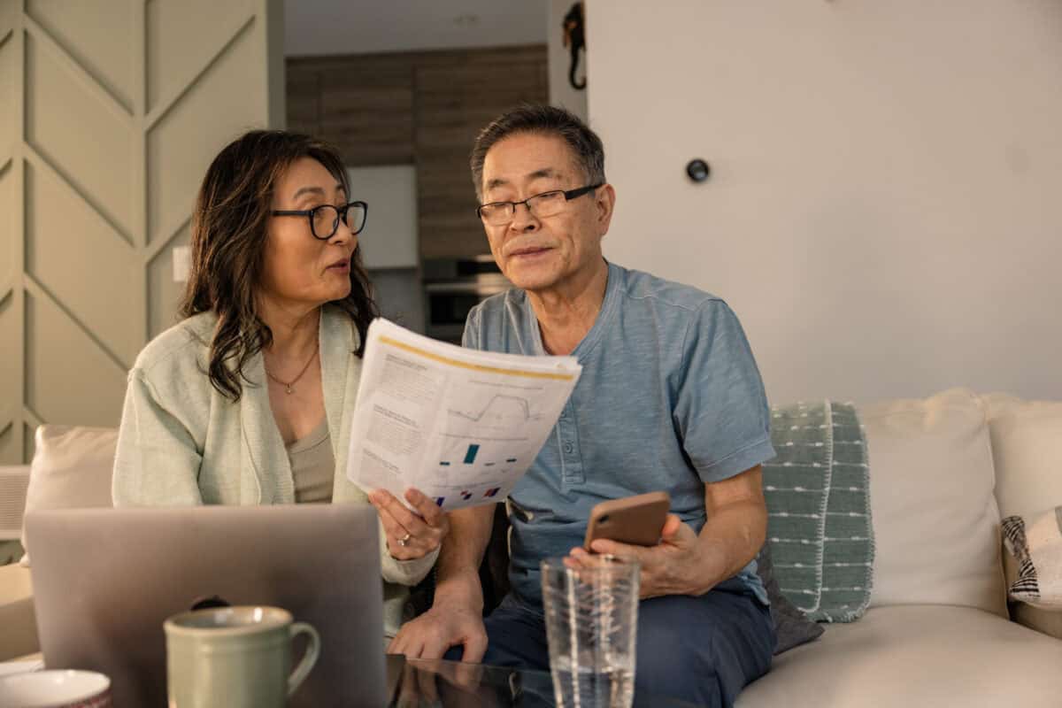 2 High-Yield Dividend Stocks That Could Be a Safer Pick for Canadian Retirees